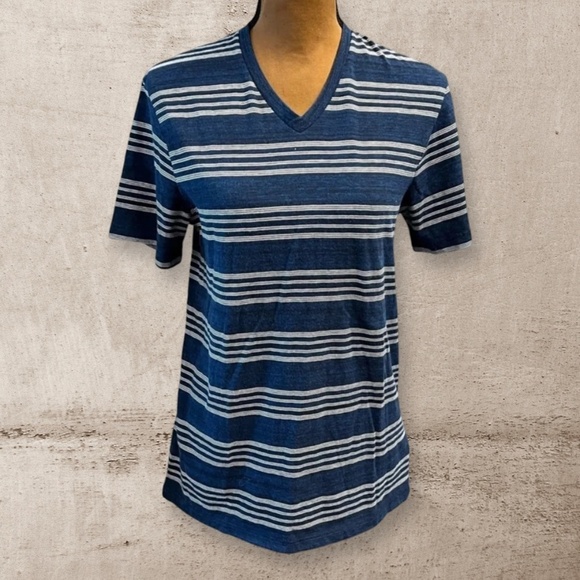 Old Navy Striped Tee - Picture 1 of 3